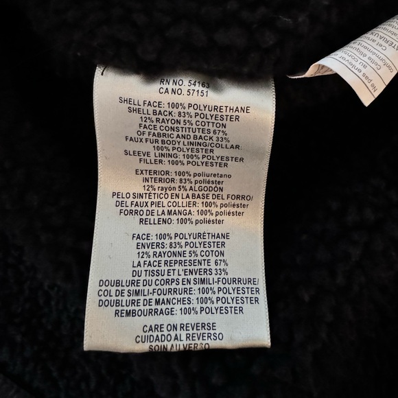 NWOT Levi’s Classic Sherpa Lined Faux Leather Trucker Jacket Small - Picture 6 of 6